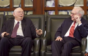 1362239917_warren-buffett-charlie-munger-2011-5-2-12-40-40