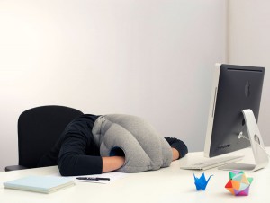 ostrich-pillow-portable-power-nap-micro-environment-2