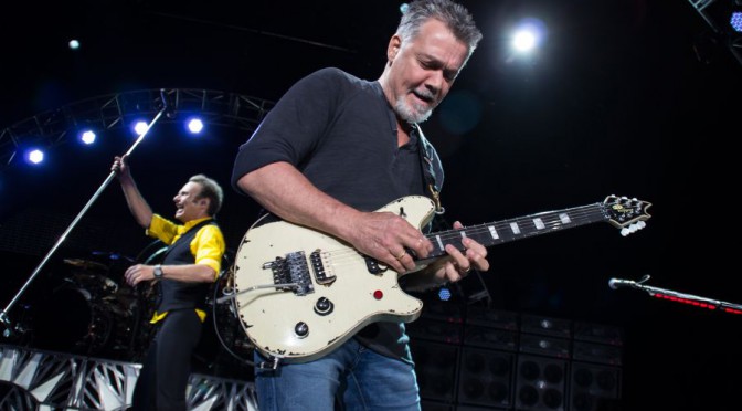 VAN HALEN 2015 NORTH AMERICAN TOUR「伝説の爆撃機」こと VAN HALEN II からのライヴセレクション