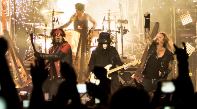 Motley Crue The Final Tour/show ホームタウンLos Angelesで迎えた熱狂のフィナーレ：RIP Motley Crue