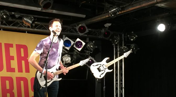 Paul Gilbert：ポール・ギルバート（RACER X、MR.BIG）のミニライブ&サイン会&2ショット撮影会に行って、Paulの気さくさに触れてきた