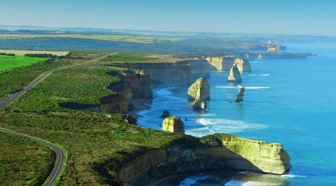 オーストラリア ライフスタイル＆ビジネス研究所：世界各地の「絶景サイクリングコース」15選（グレートオーシャンロード）